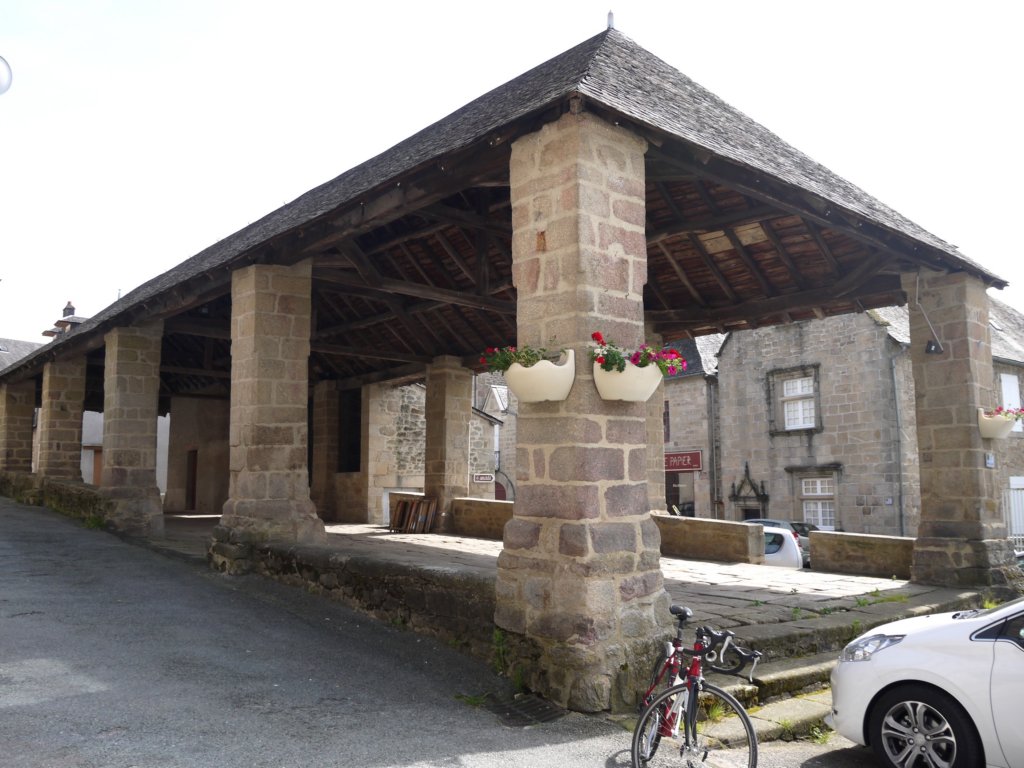 treignacleshalles.jpg